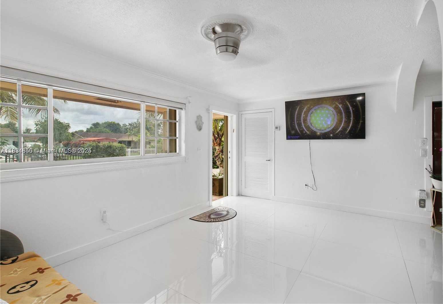 Small Image of 15745 SOUTH WEST 303RD TER, Homestead Number 2