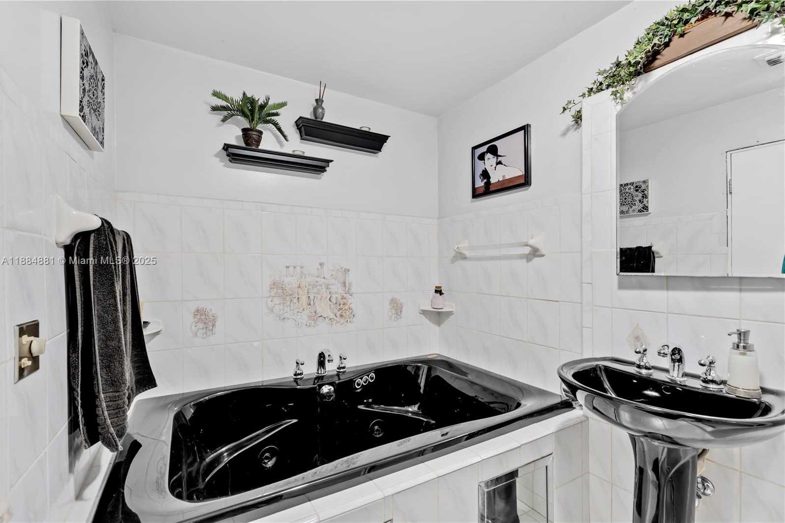 Small Image of 22220 SOUTH WEST 248TH ST, Homestead Number 16
