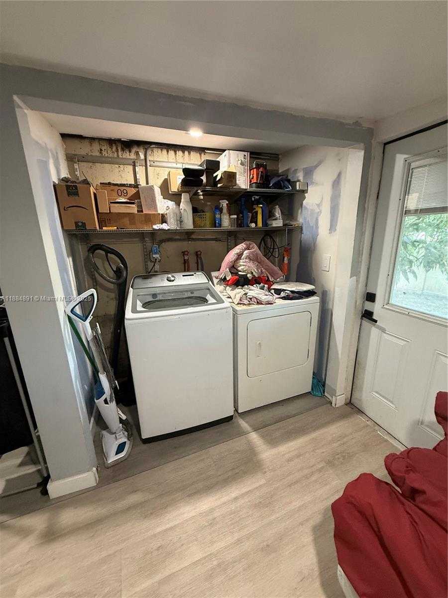 Small Image of 2651 SOUTH WEST 62ND AVE, Miramar Number 19