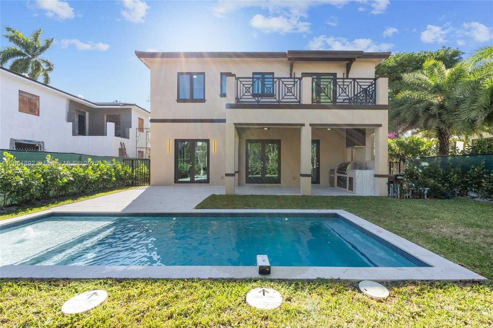 Small Image of 2523 RED ROAD, Coral Gables Number 16