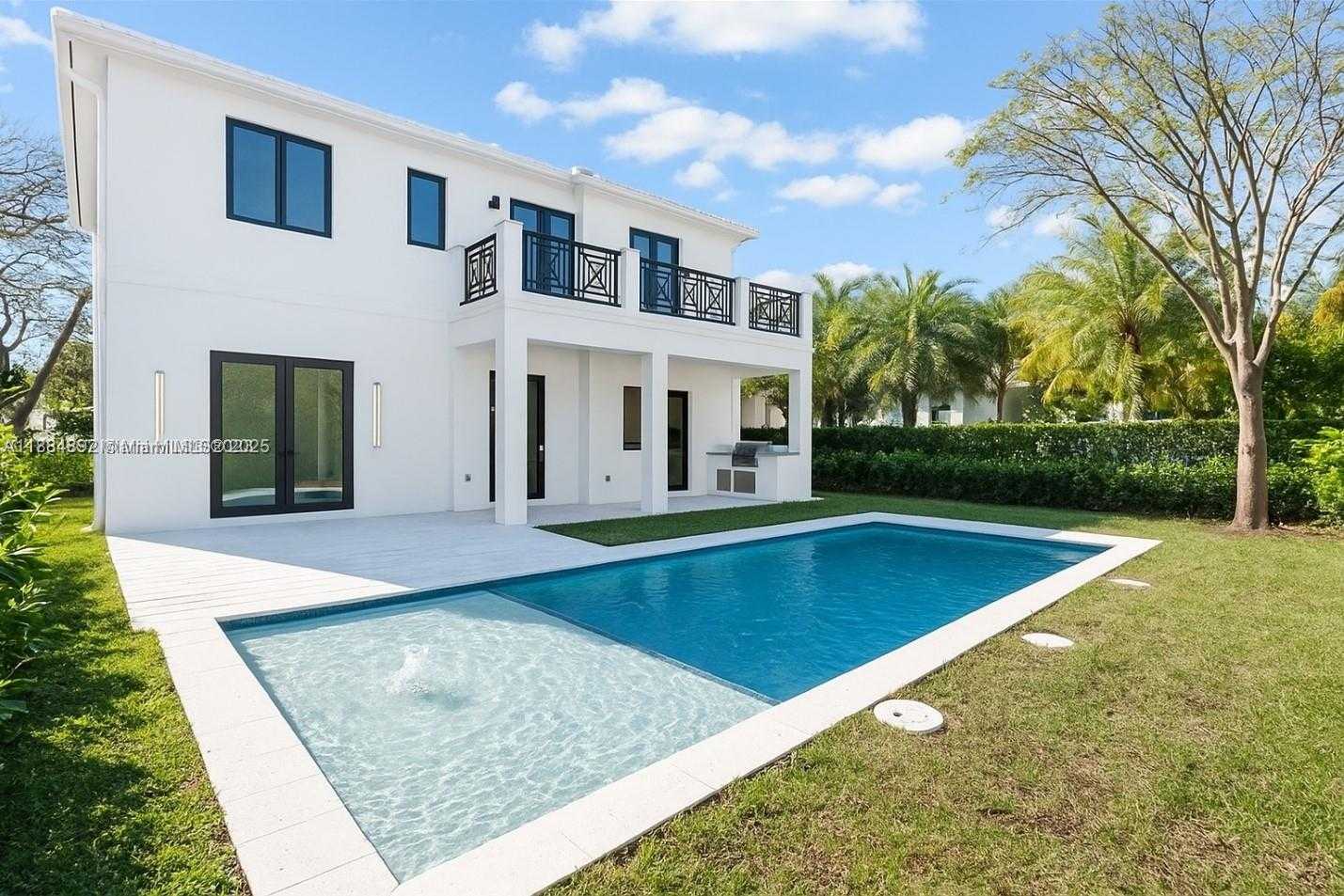 Small Image of 2523 RED ROAD, Coral Gables Number 2