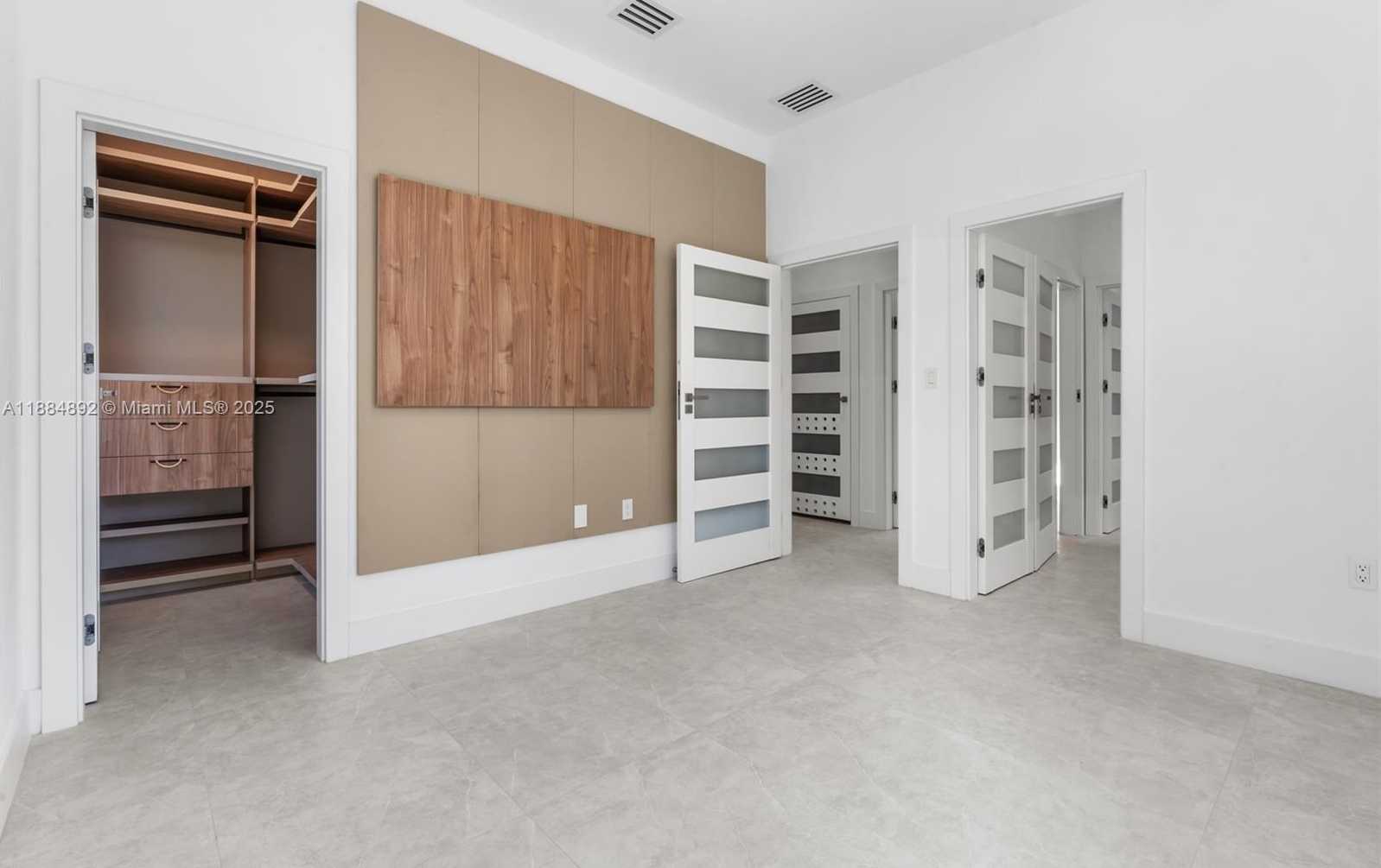 Small Image of 2523 RED ROAD, Coral Gables Number 31
