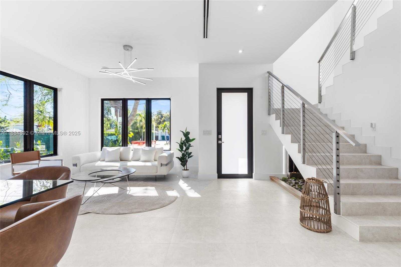 Small Image of 2523 RED ROAD, Coral Gables Number 5