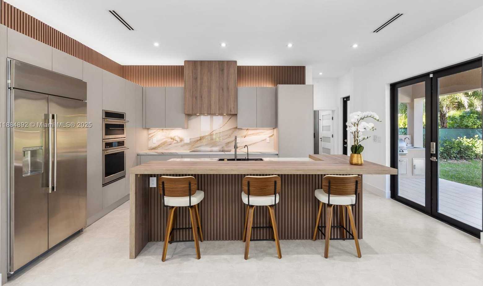 Small Image of 2523 RED ROAD, Coral Gables Number 9