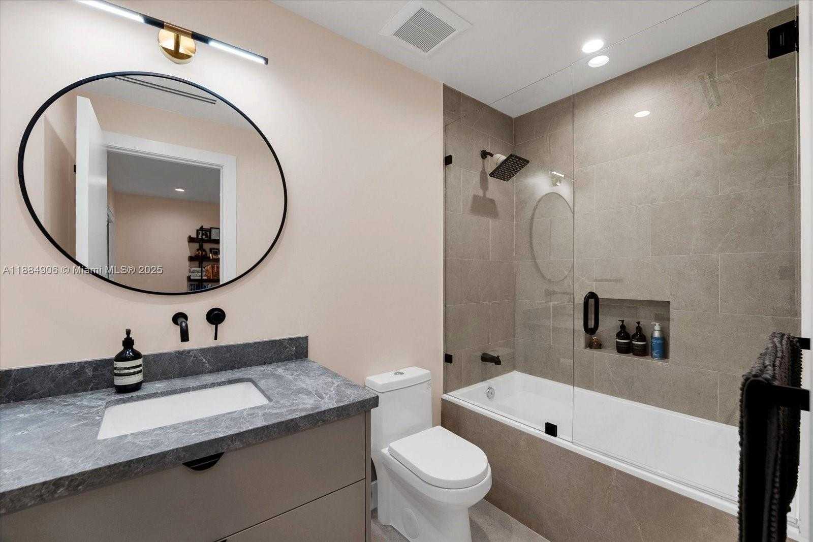 Small Image of 3111 ANDERSON RD, Coral Gables Number 22