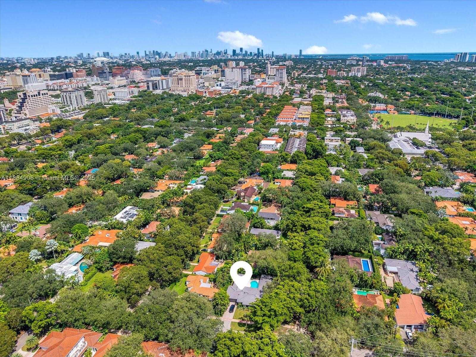 Small Image of 3111 ANDERSON RD, Coral Gables Number 33