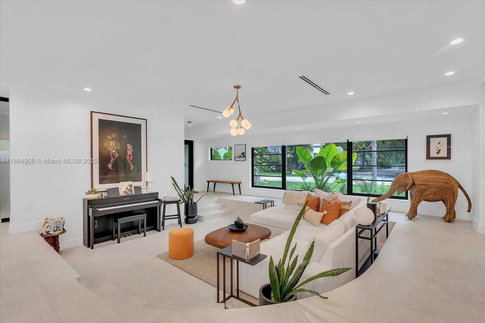 Small Image of 3111 ANDERSON RD, Coral Gables Number 9
