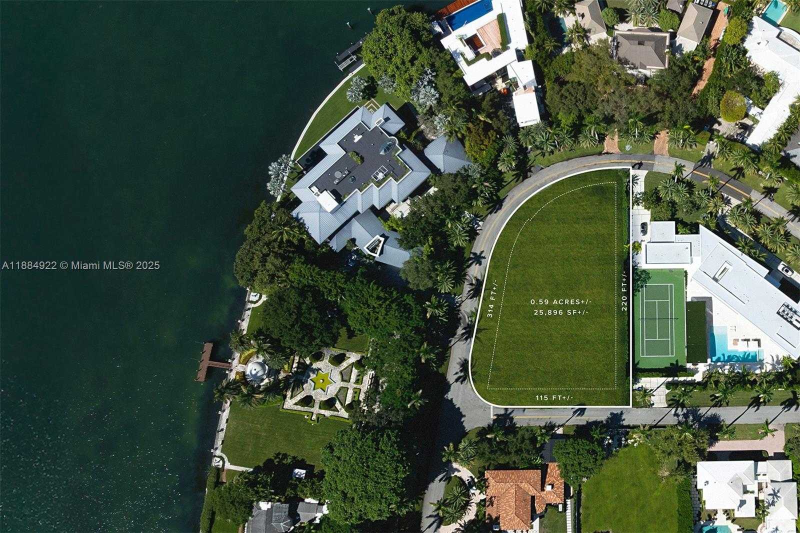 Small Image of 31 LA GORCE CIR, Miami Beach Number 4
