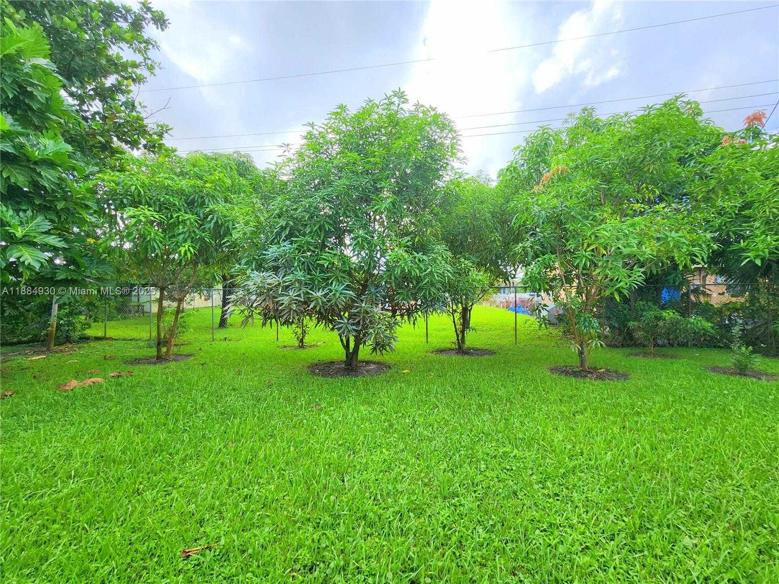 Small Image of 3640 NORTH WEST 4TH ST, Lauderhill Number 26