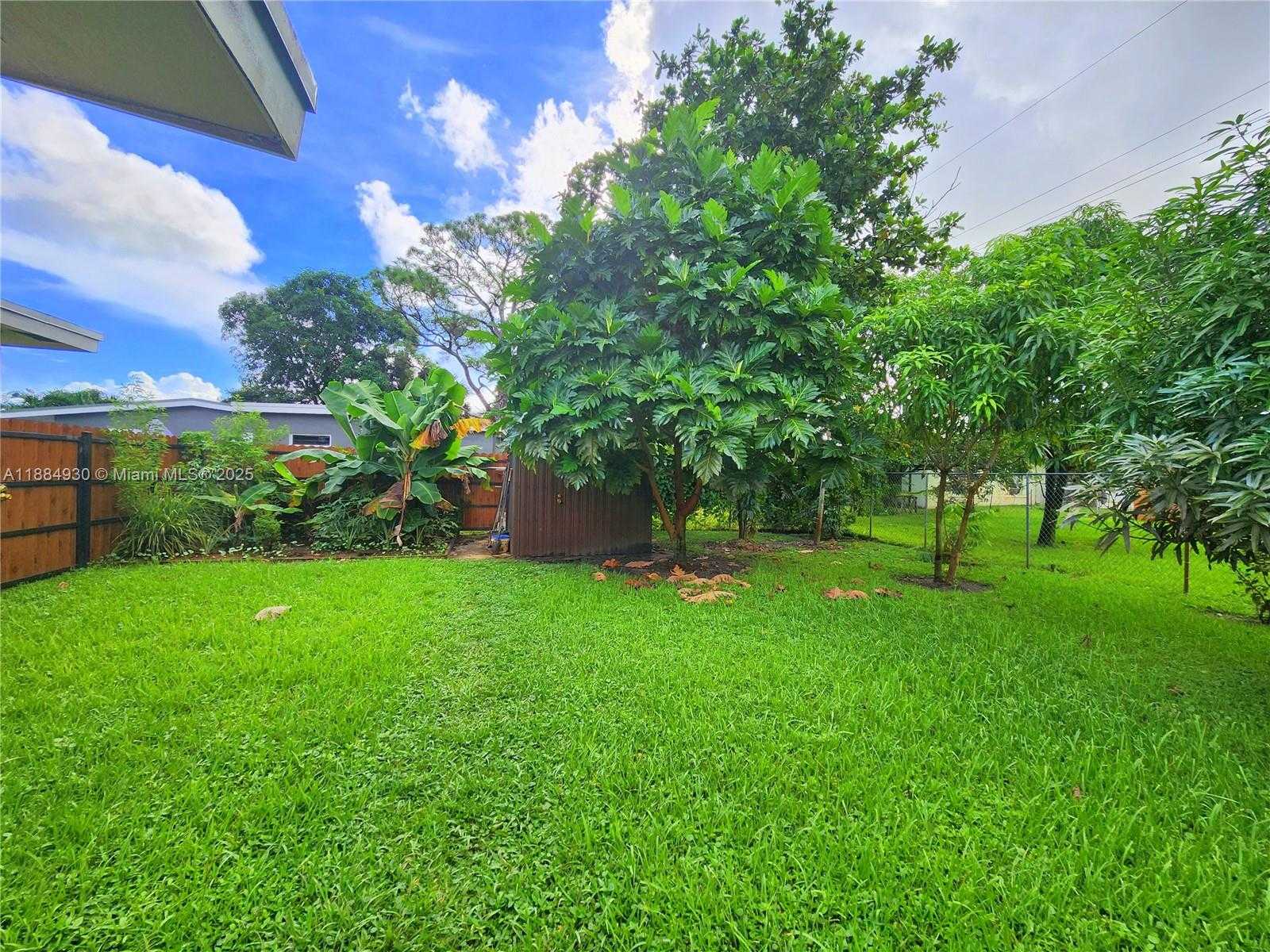 Small Image of 3640 NORTH WEST 4TH ST, Lauderhill Number 27