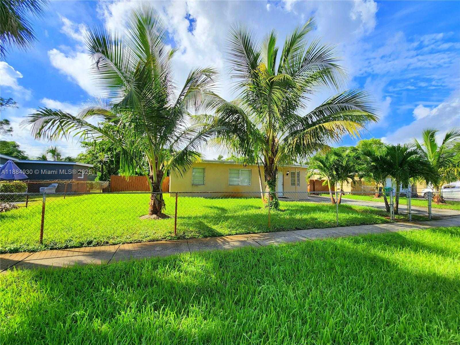 Small Image of 3640 NORTH WEST 4TH ST, Lauderhill Number 35