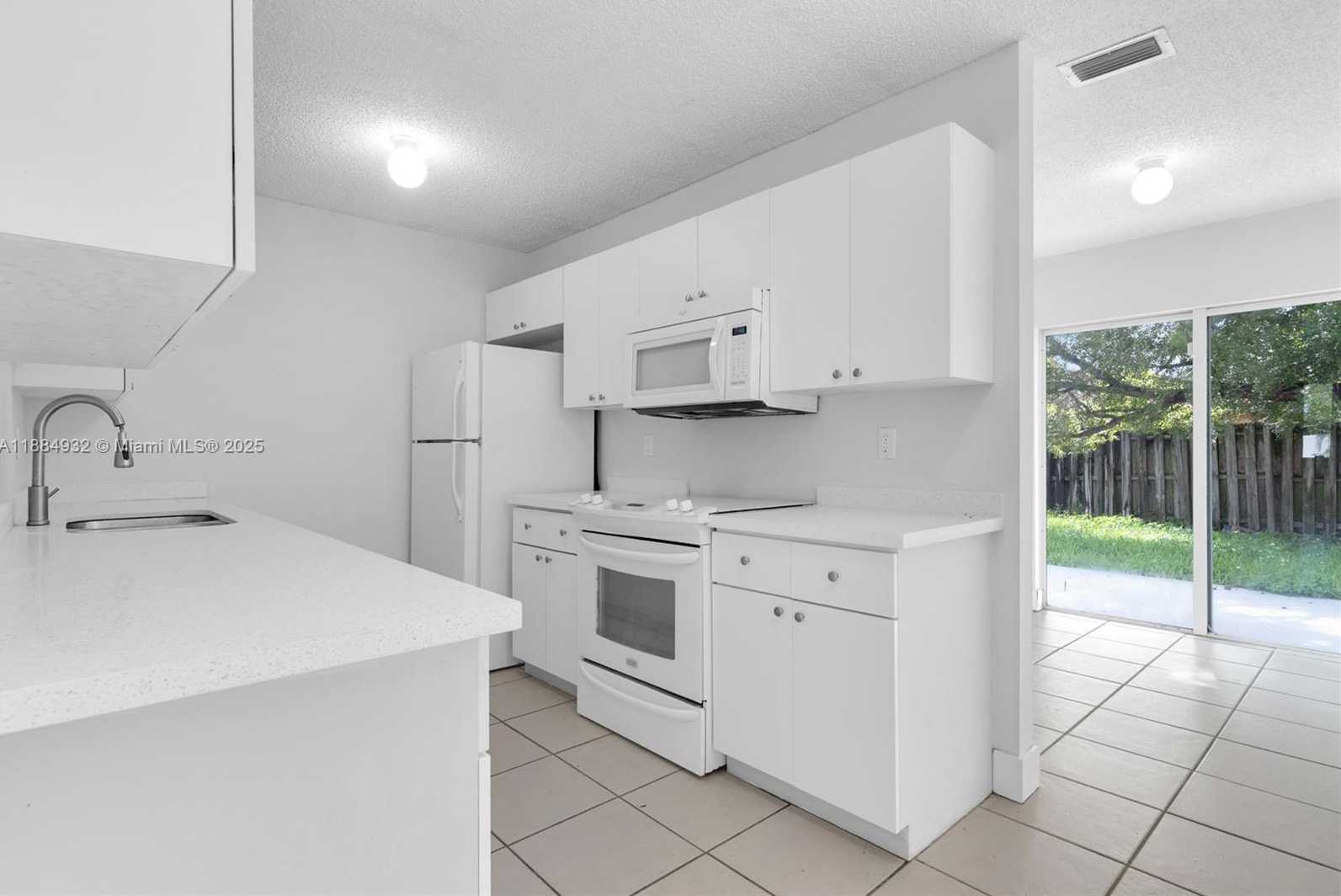 Small Image of 25860 SOUTH WEST 127TH PL, Homestead Number 8
