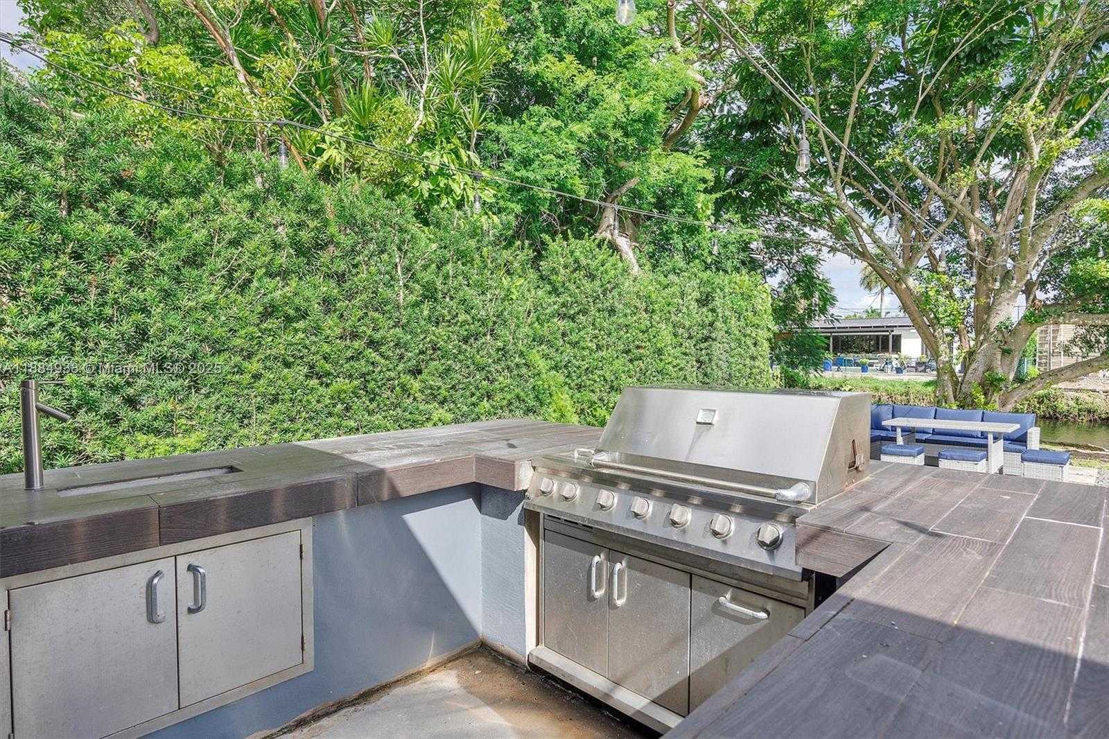 Small Image of 10521 SOUTH WEST 49TH ST, Miami Number 20