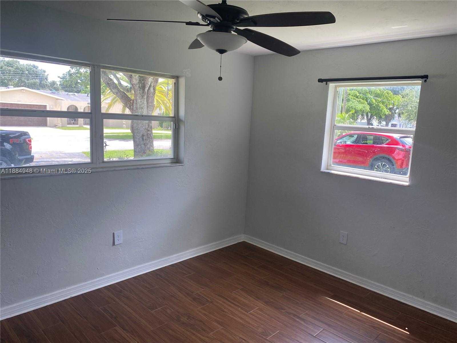 Small Image of 5231 SOUTH WEST 89TH AVE, Cooper City Number 33