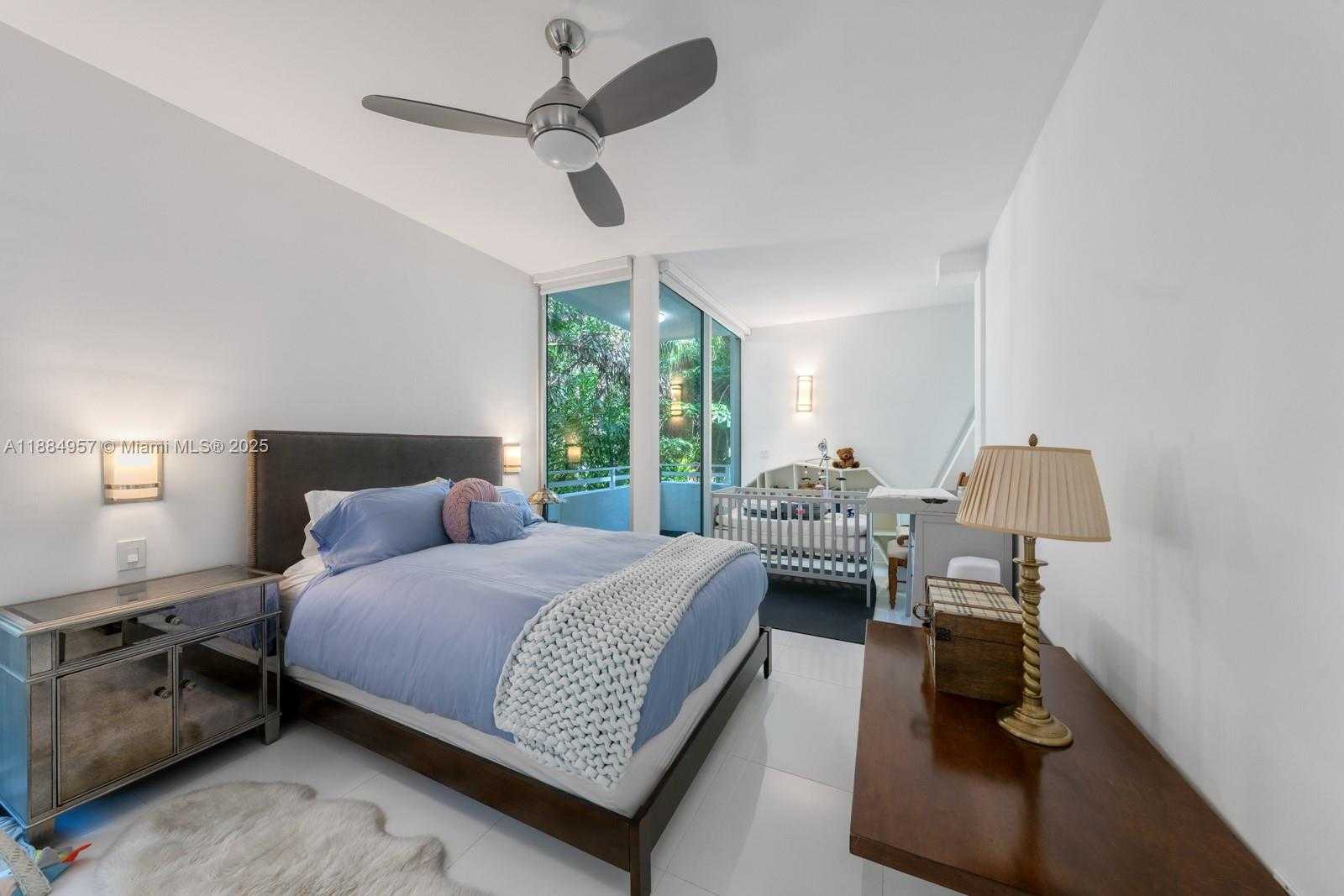 Small Image of 3861 KUMQUAT AVE, Miami Number 18