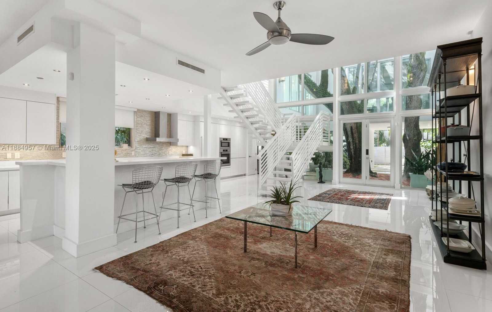 Small Image of 3861 KUMQUAT AVE, Miami Number 6