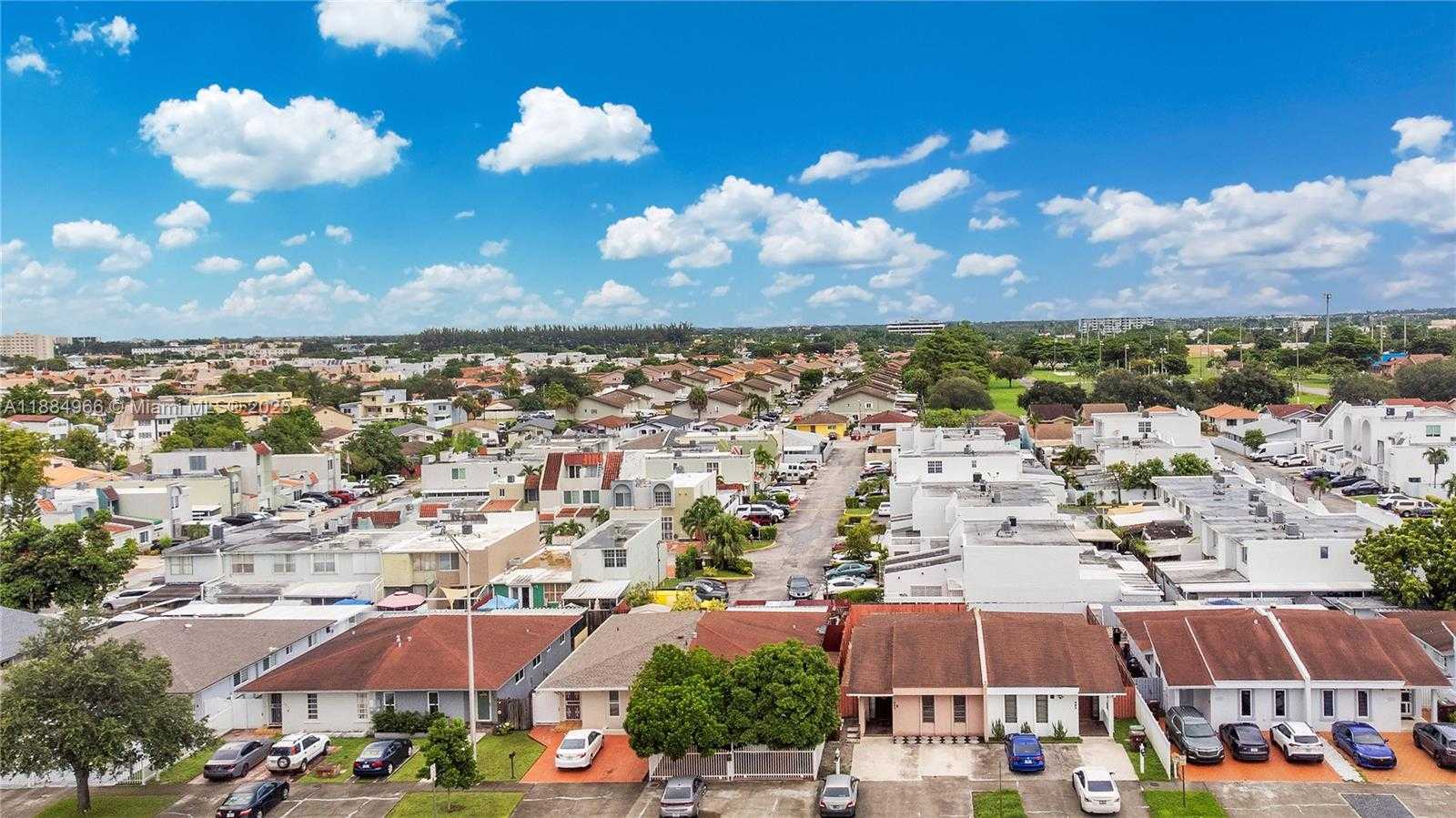 Small Image of 927 WEST 37TH ST, Hialeah Number 19