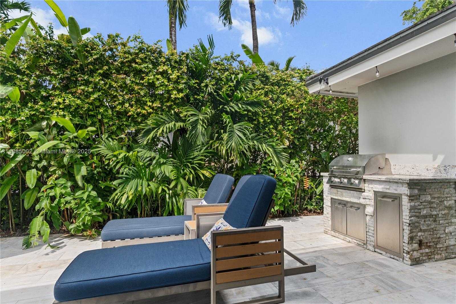 Small Image of 1218 ASTURIA AVE, Coral Gables Number 12