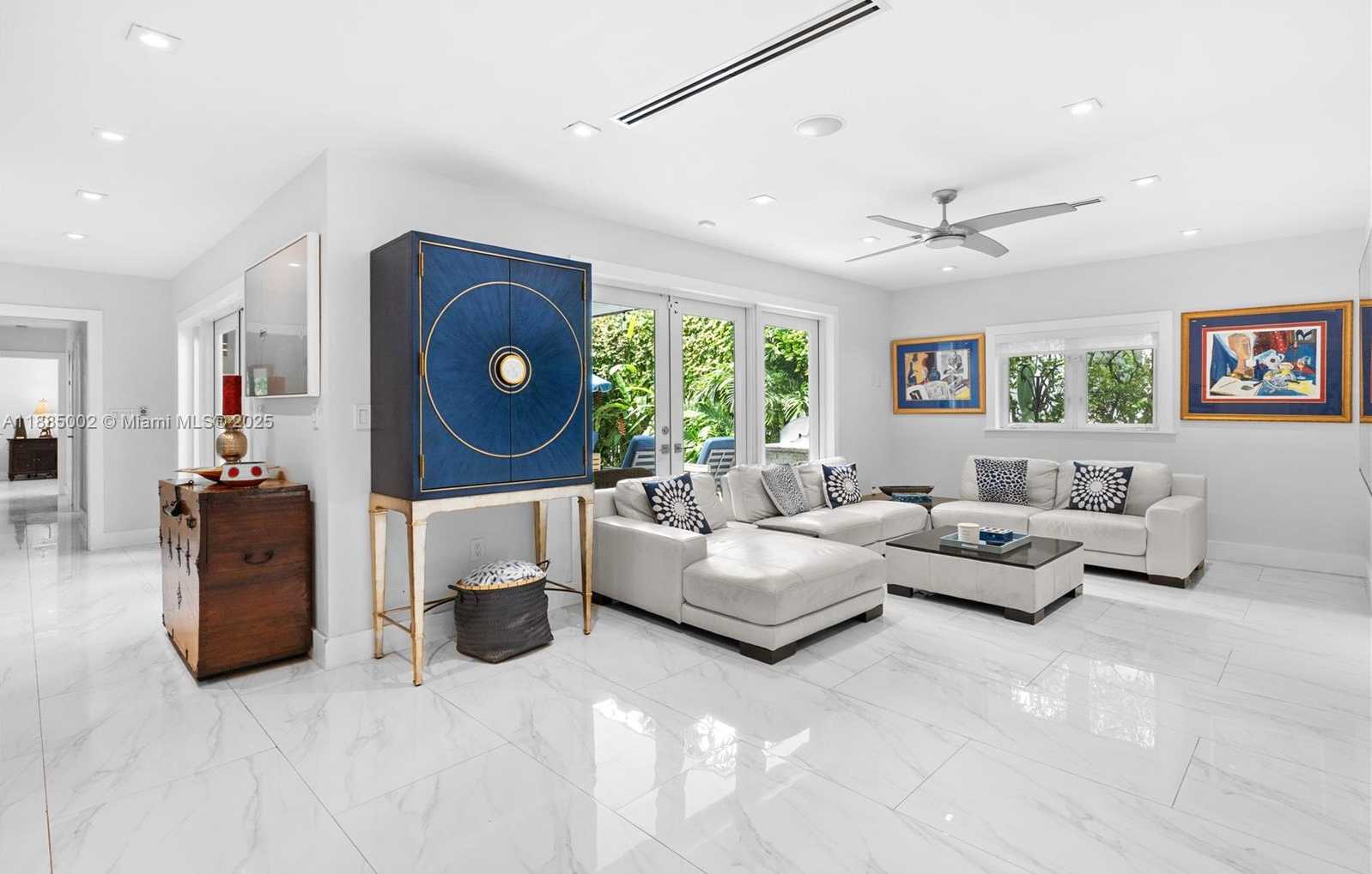 Small Image of 1218 ASTURIA AVE, Coral Gables Number 2