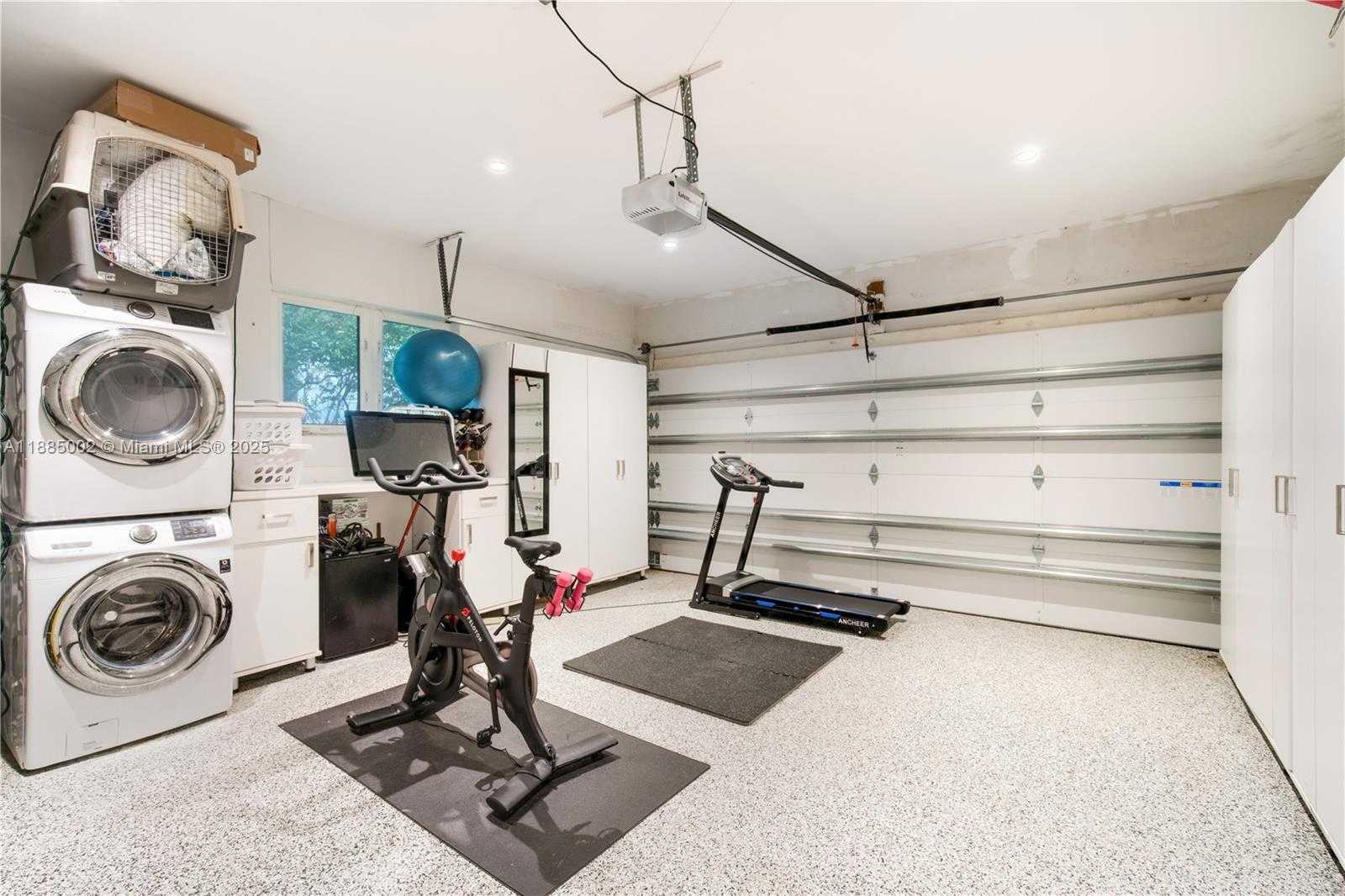 Small Image of 1218 ASTURIA AVE, Coral Gables Number 26