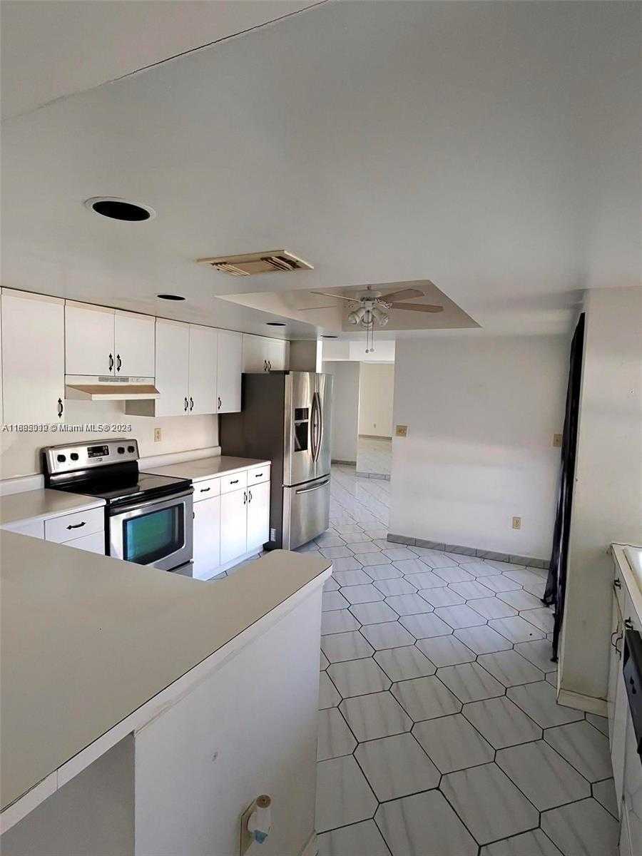 Small Image of 7821 SOUTH WEST 197TH TER, Cutler Bay Number 11