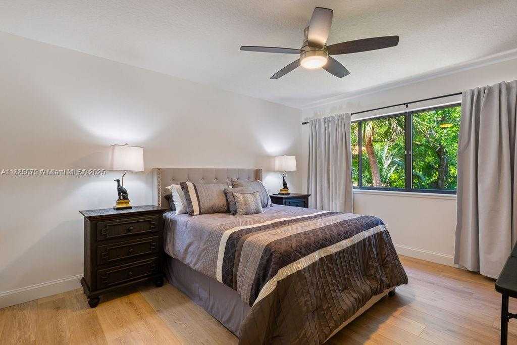 Small Image of 128 WOODMILL RD, Other City - In The State Of Florida Number 36