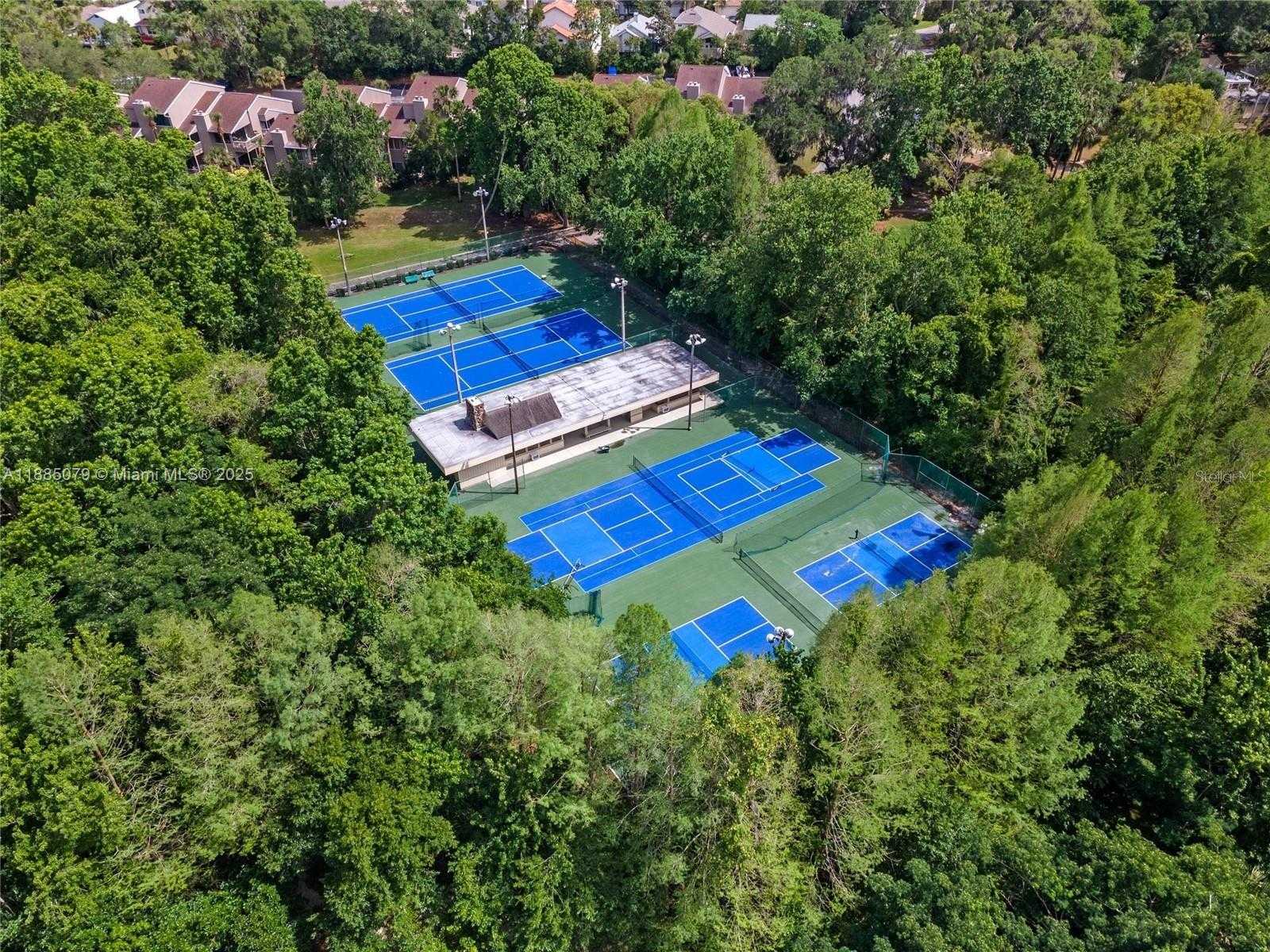 Small Image of 128 WOODMILL RD, Other City - In The State Of Florida Number 54