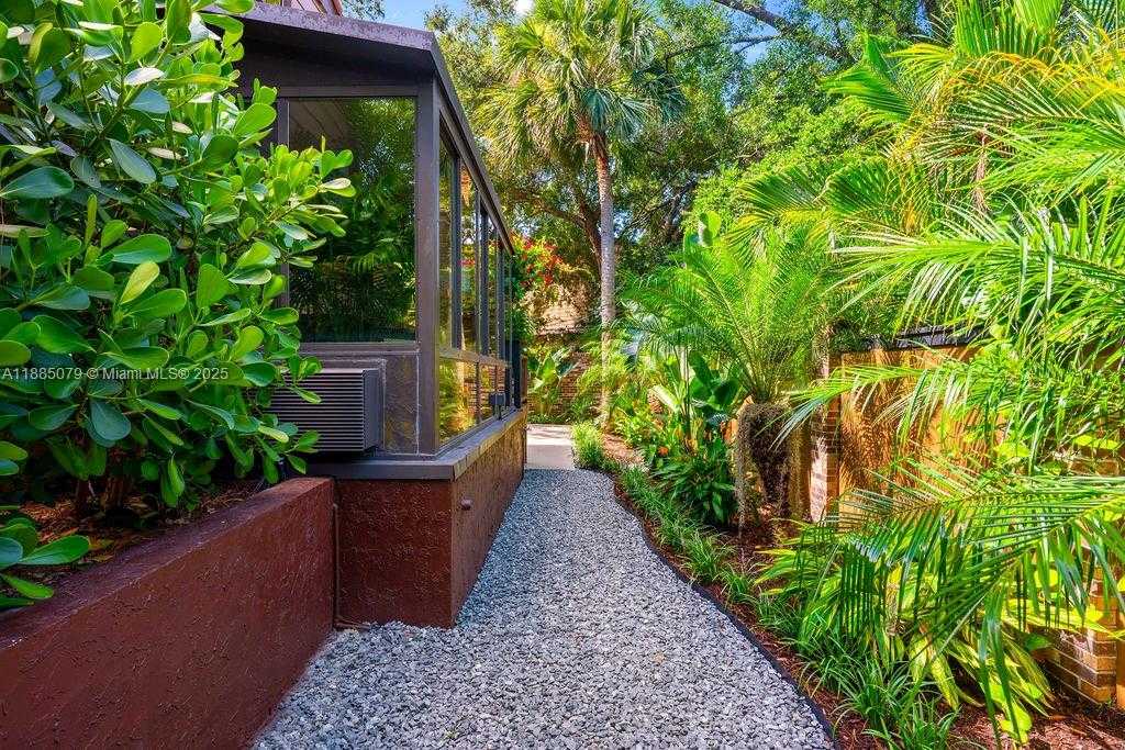 Small Image of 128 WOODMILL RD, Other City - In The State Of Florida Number 6