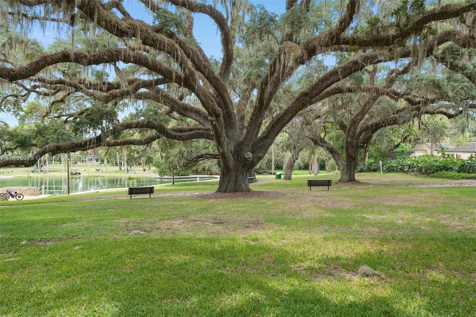 Small Image of 128 WOODMILL RD, Other City - In The State Of Florida Number 65