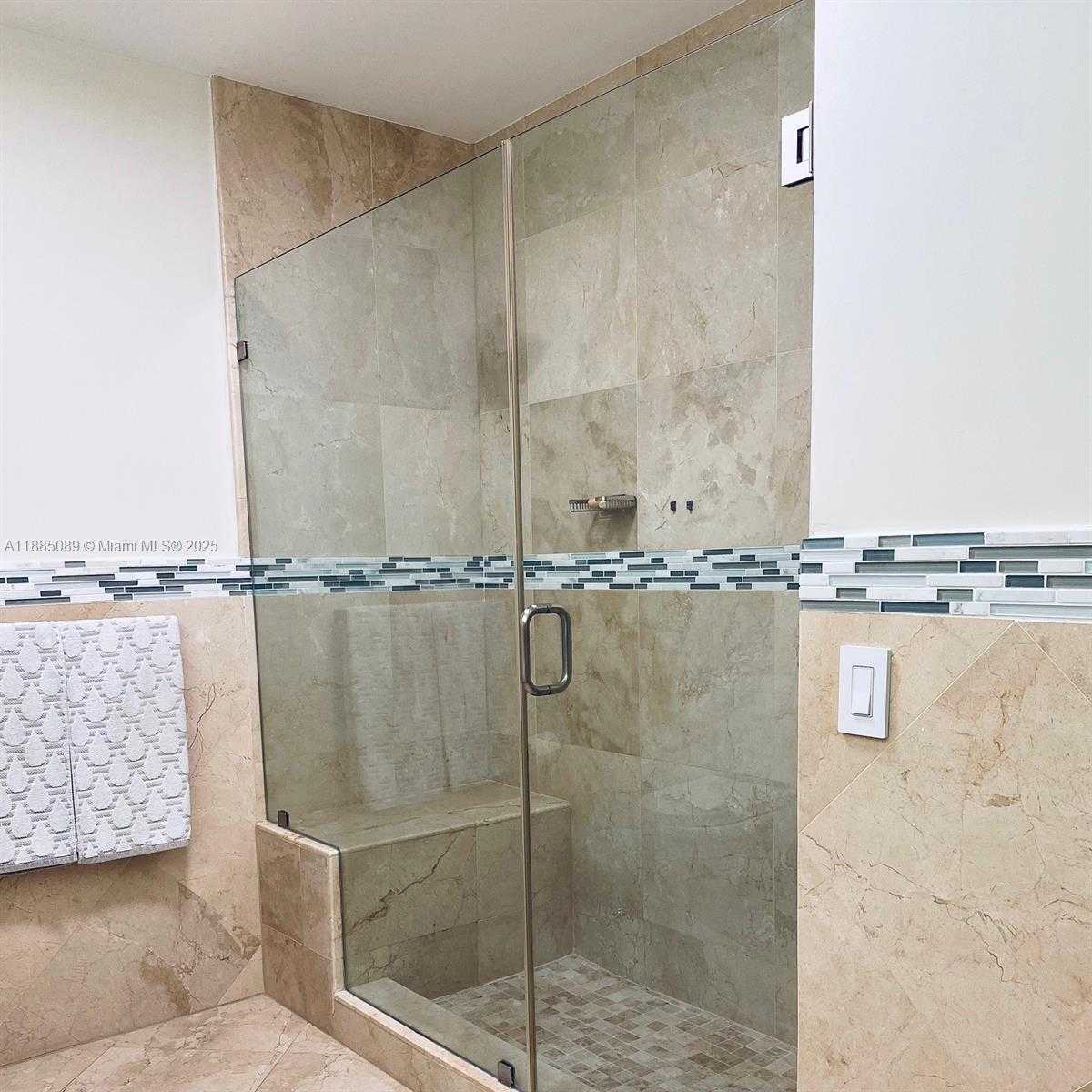 Small Image of 11361 NORTH WEST 64TH TER, Doral Number 23