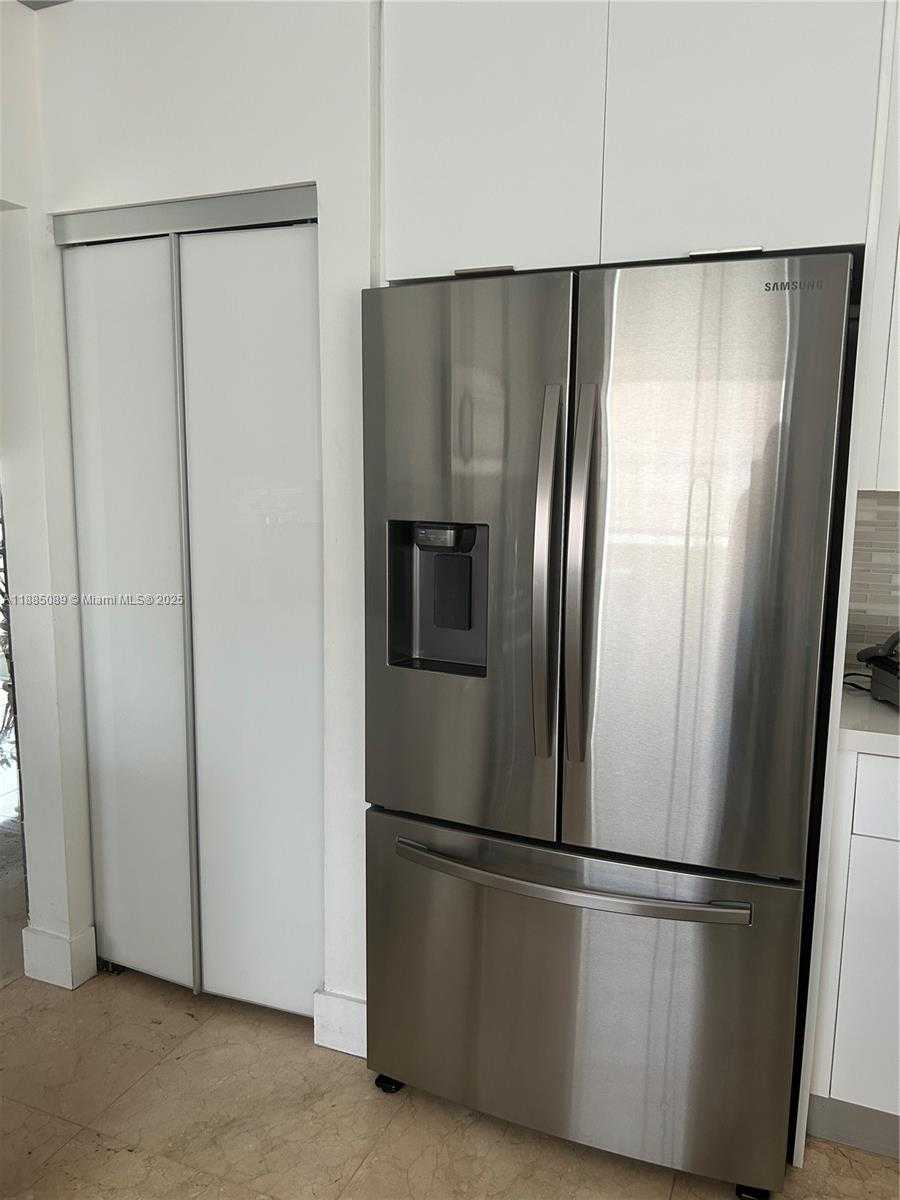 Small Image of 11361 NORTH WEST 64TH TER, Doral Number 30