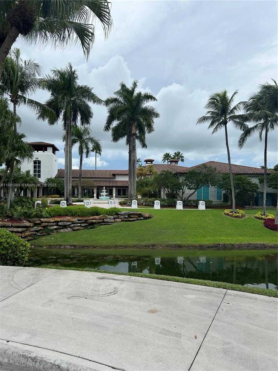 Small Image of 11361 NORTH WEST 64TH TER, Doral Number 37