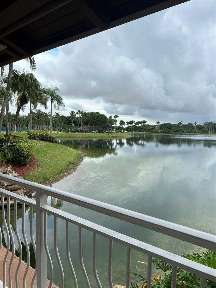 Small Image of 11361 NORTH WEST 64TH TER, Doral Number 39