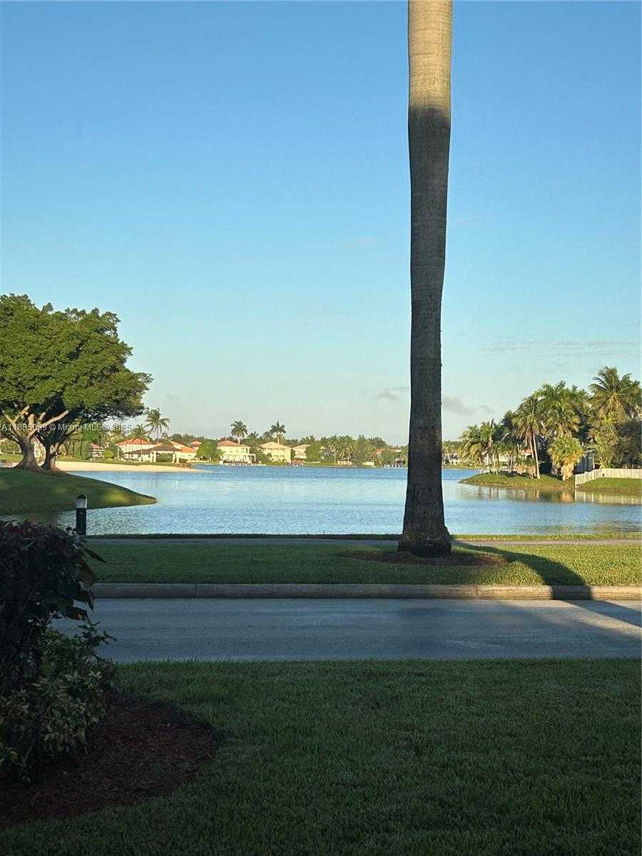 Small Image of 11361 NORTH WEST 64TH TER, Doral Number 62
