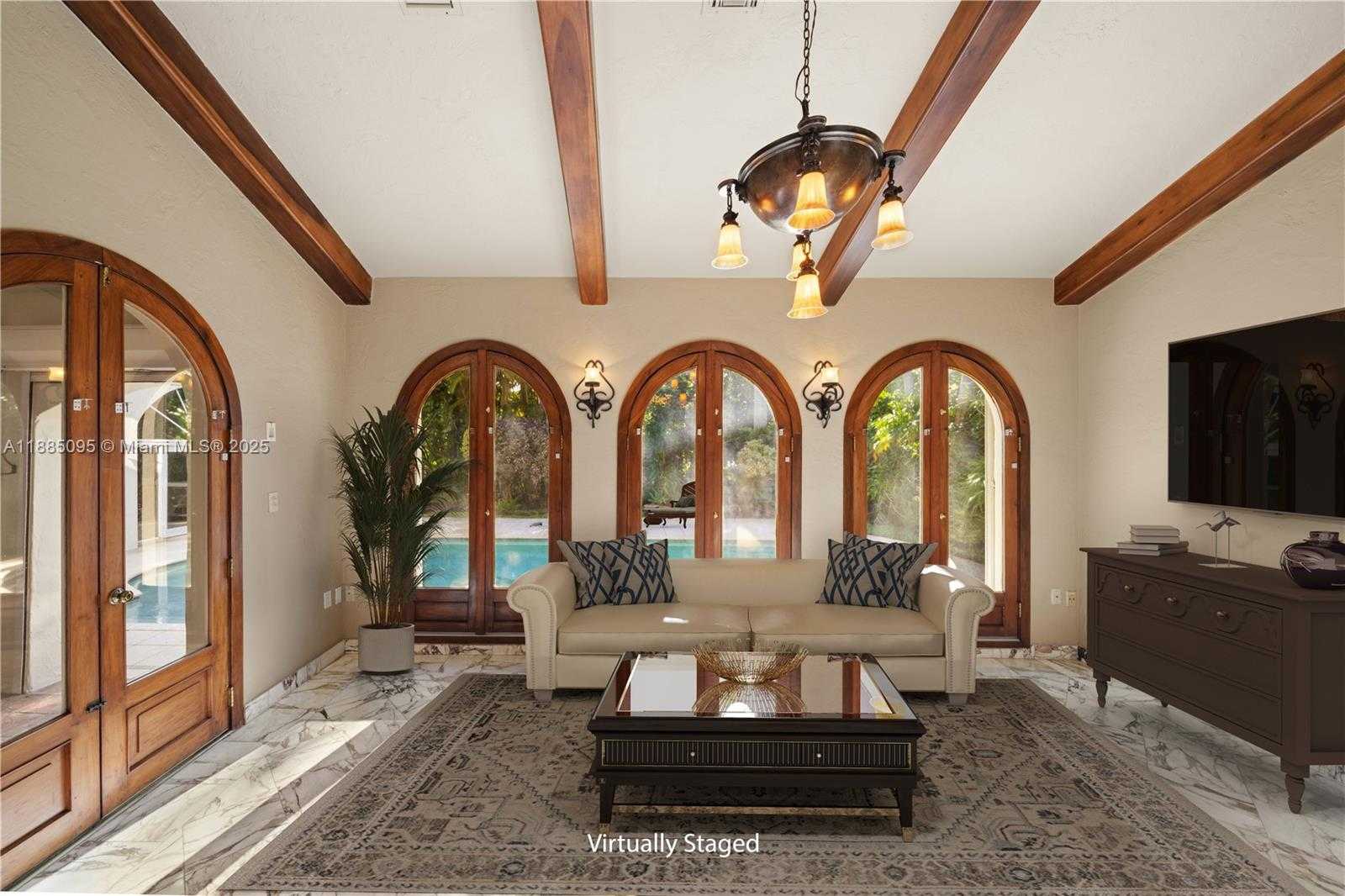 Small Image of 225 ALESIO AVE, Coral Gables Number 11