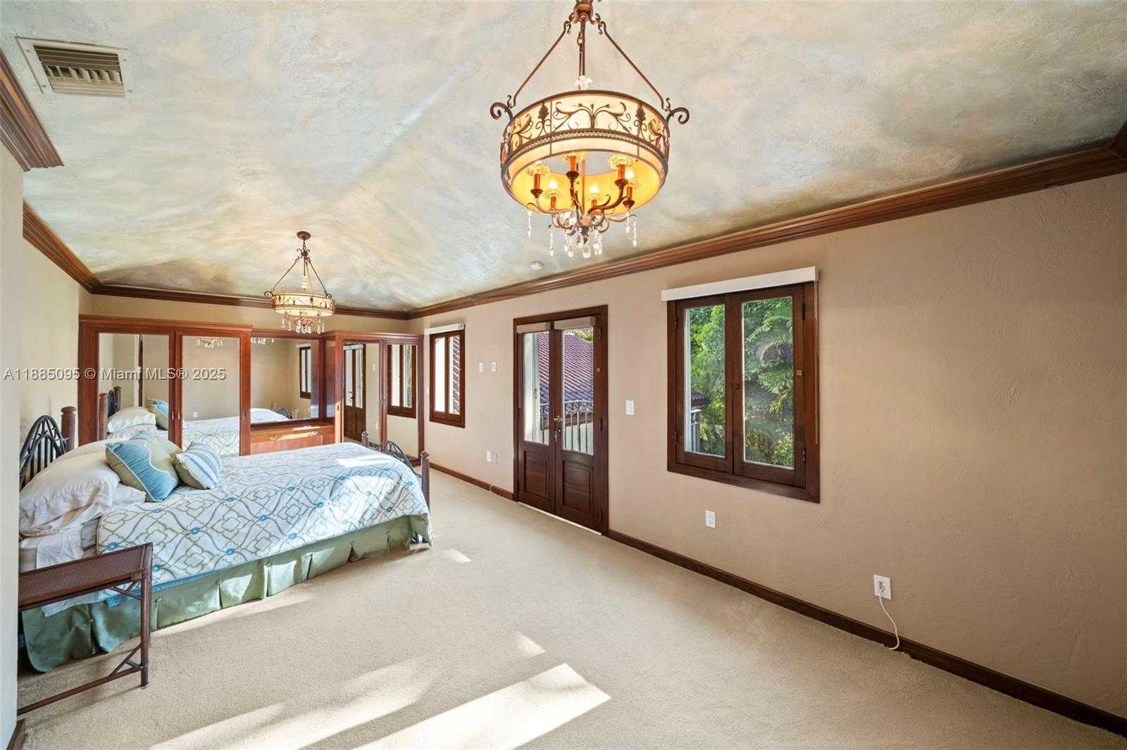 Small Image of 225 ALESIO AVE, Coral Gables Number 31