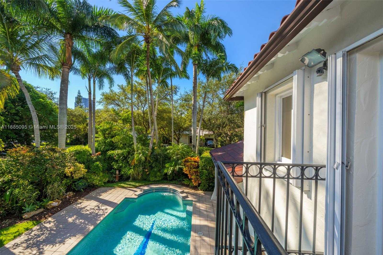 Small Image of 225 ALESIO AVE, Coral Gables Number 33