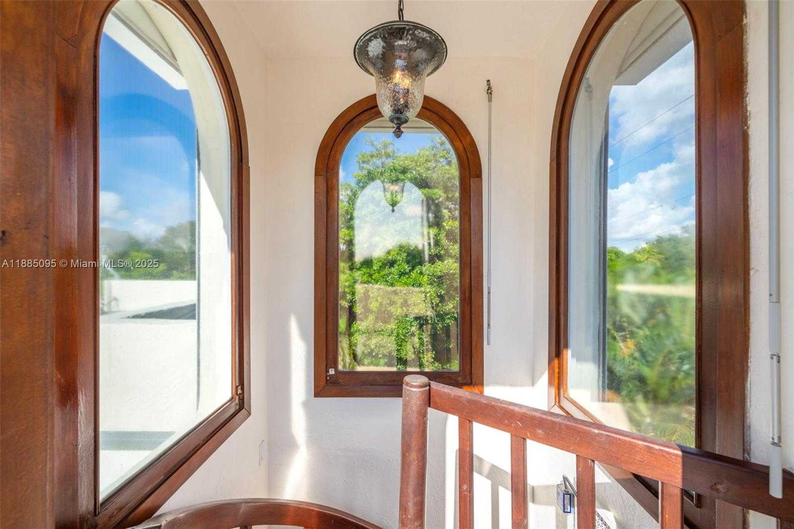 Small Image of 225 ALESIO AVE, Coral Gables Number 37