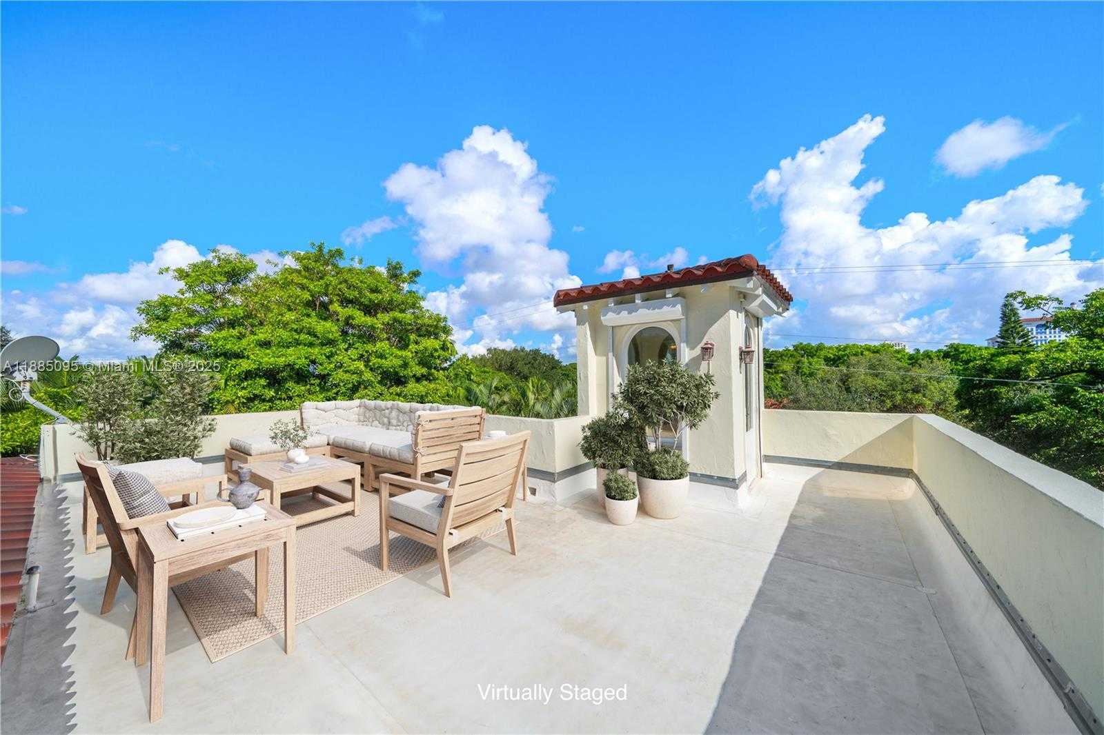 Small Image of 225 ALESIO AVE, Coral Gables Number 38