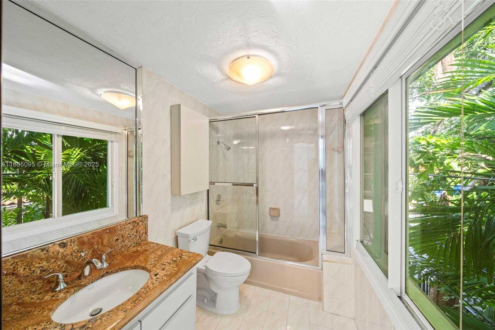 Small Image of 225 ALESIO AVE, Coral Gables Number 46