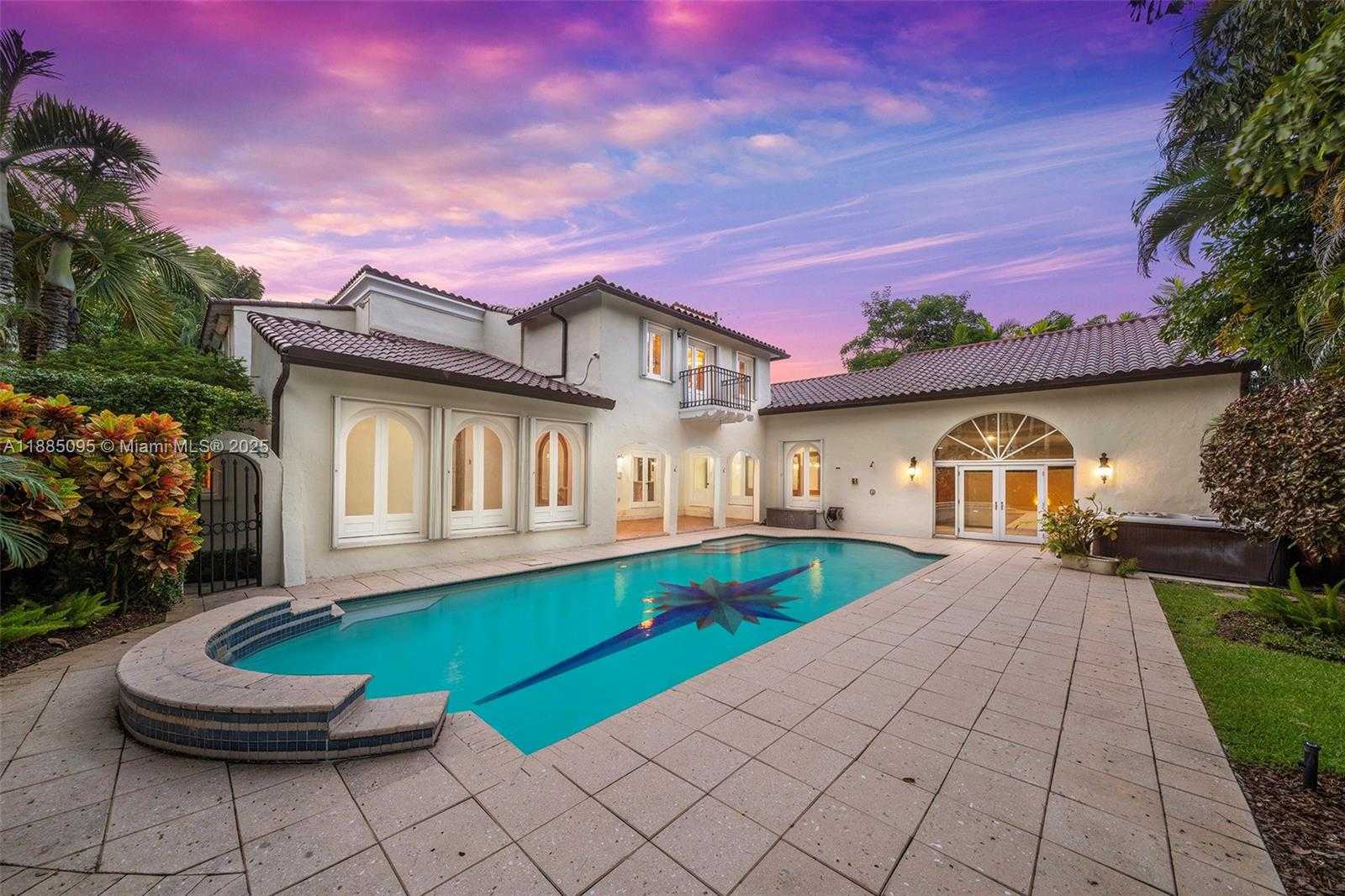 Small Image of 225 ALESIO AVE, Coral Gables Number 53