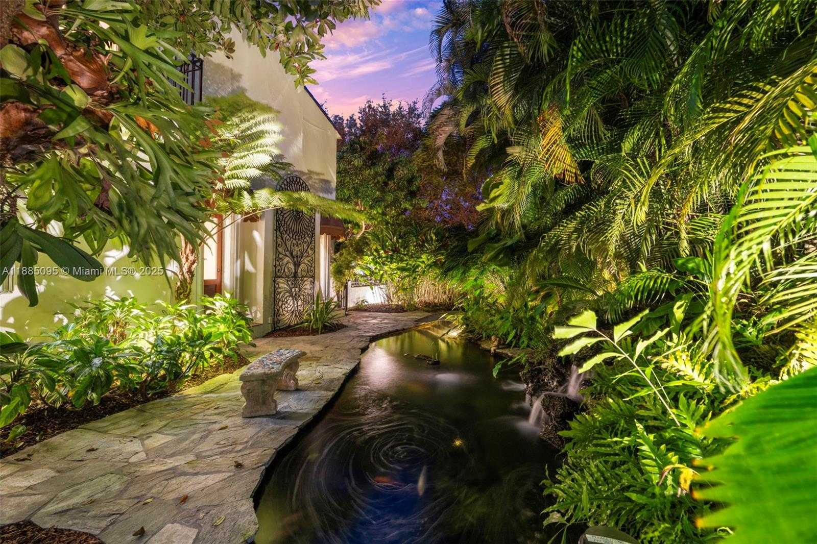 Small Image of 225 ALESIO AVE, Coral Gables Number 57