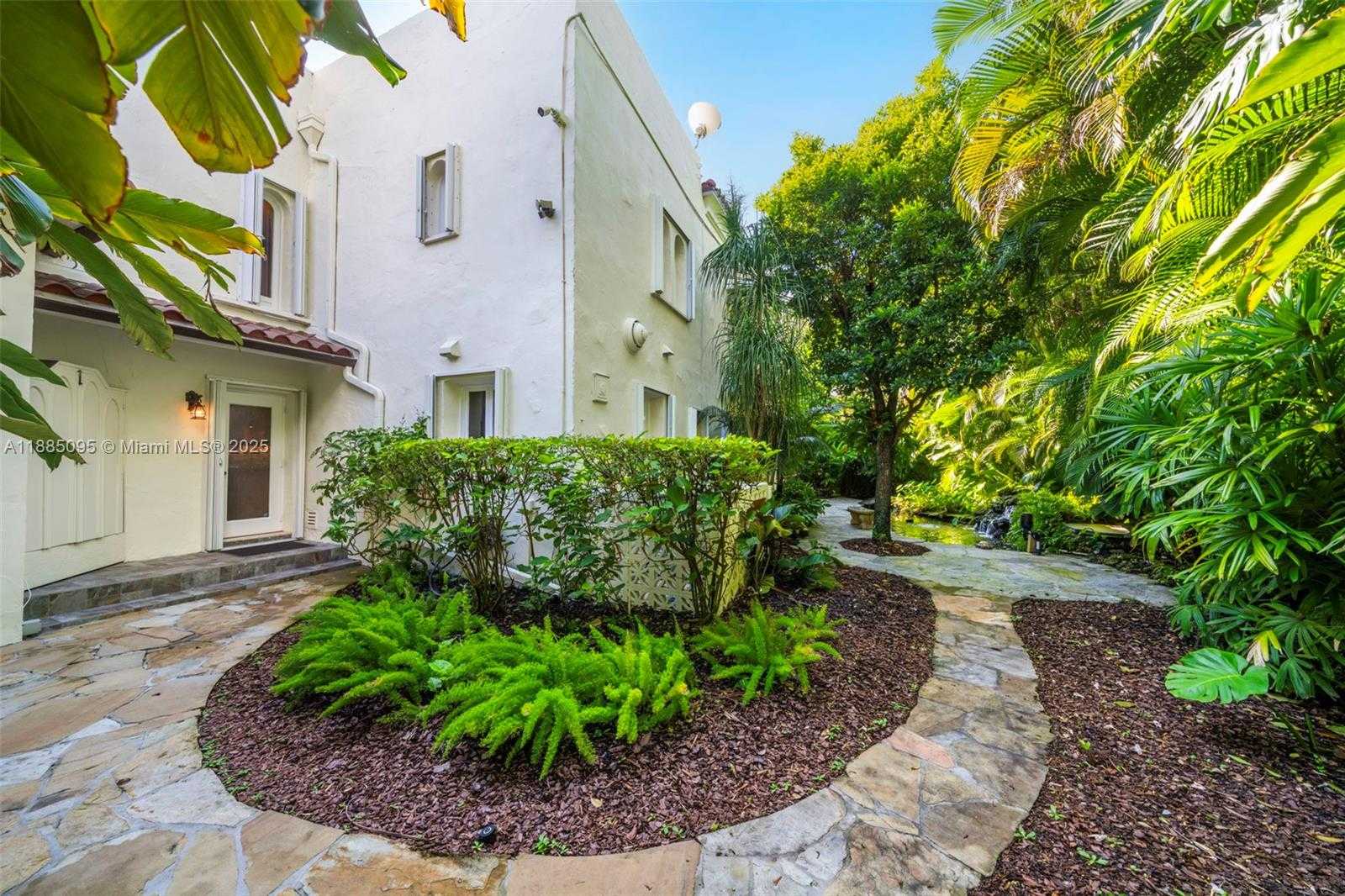 Small Image of 225 ALESIO AVE, Coral Gables Number 58