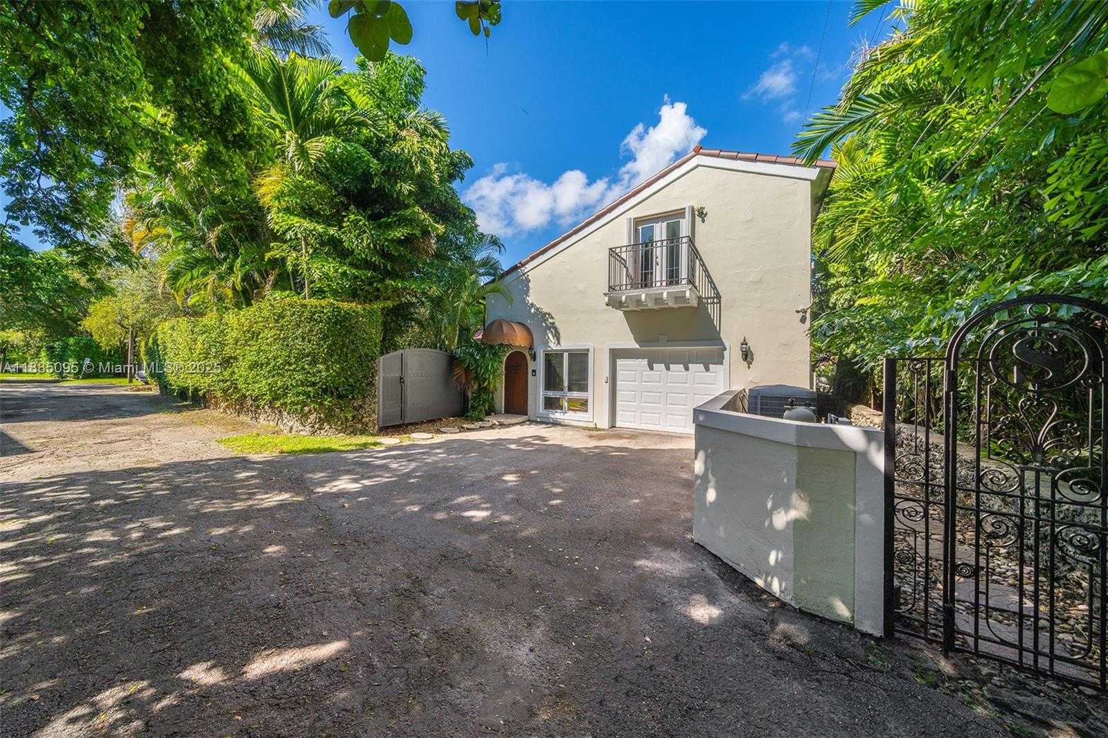 Small Image of 225 ALESIO AVE, Coral Gables Number 59