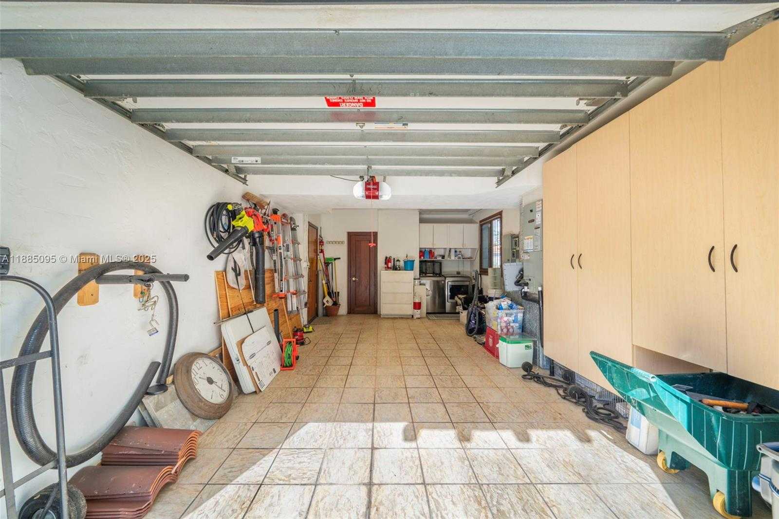 Small Image of 225 ALESIO AVE, Coral Gables Number 60