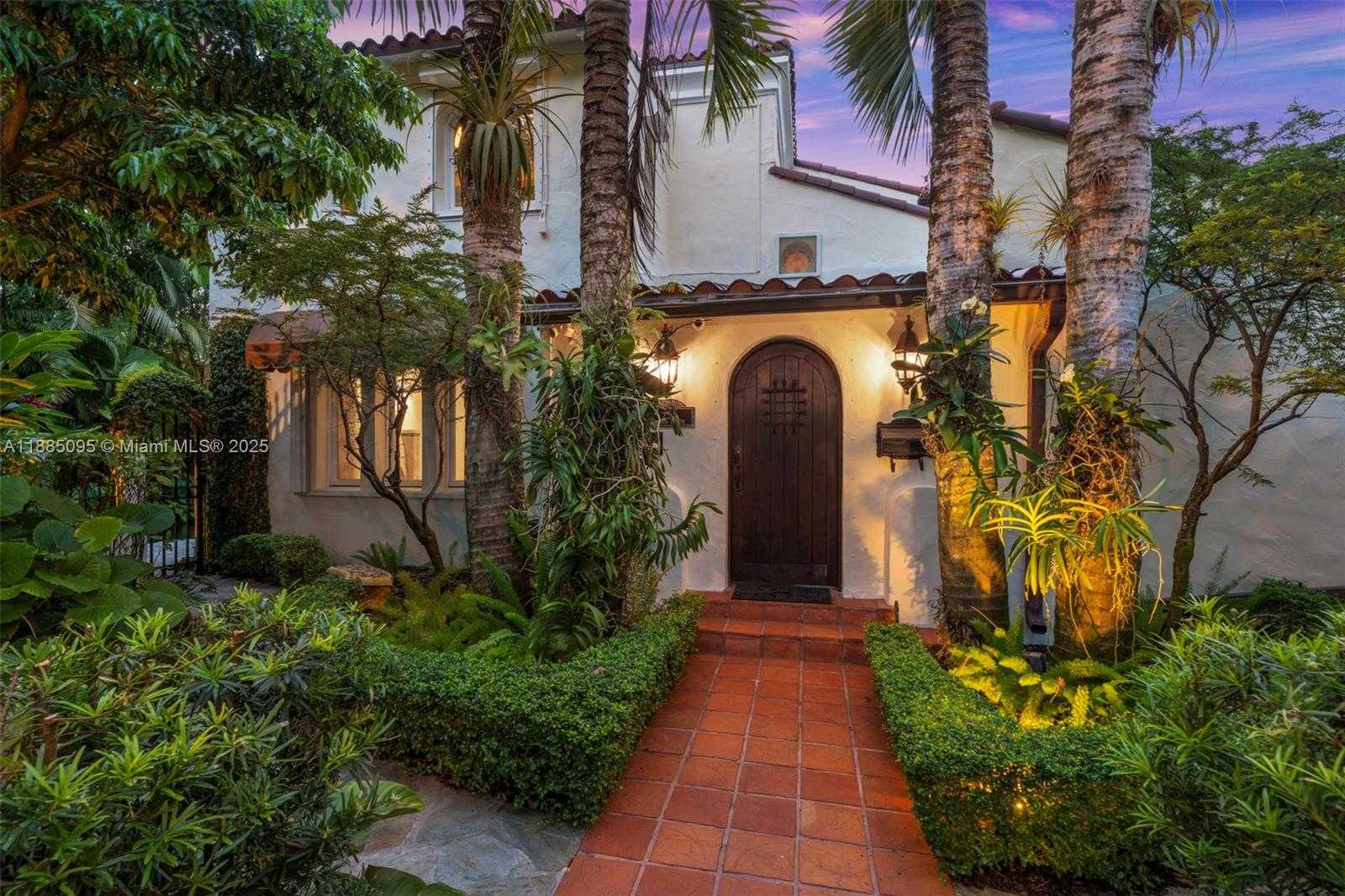 Small Image of 225 ALESIO AVE, Coral Gables Number 61