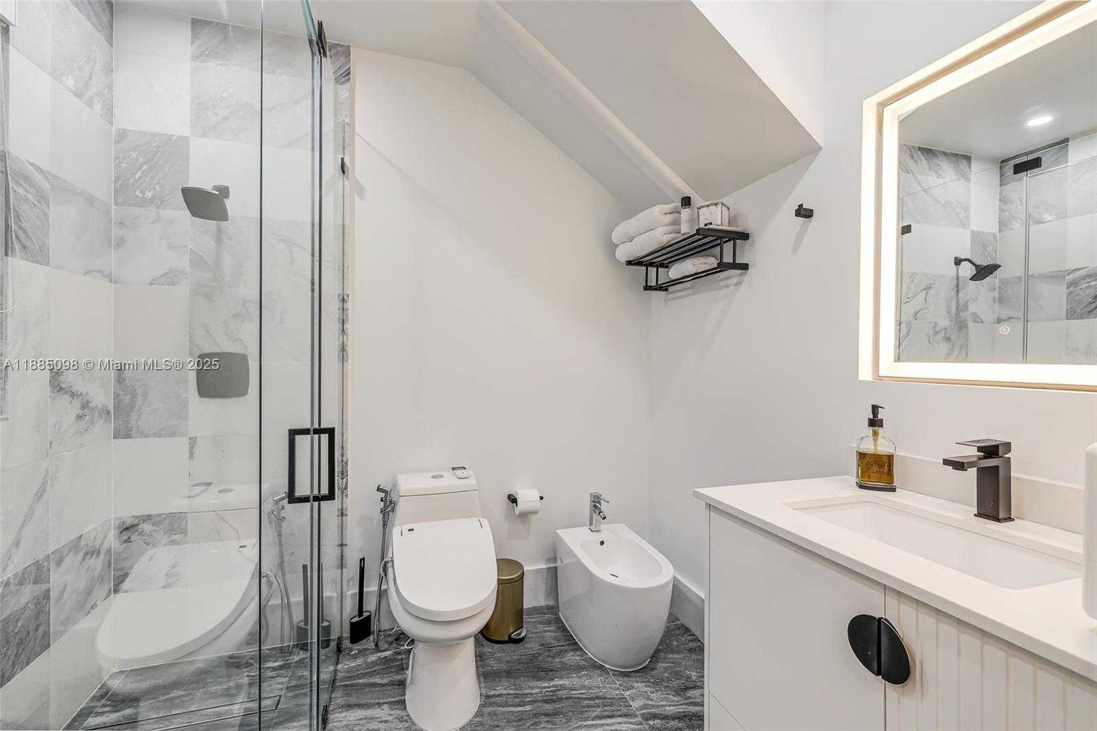 Small Image of 8761 SOUTH WEST 56TH ST, Miami Number 29