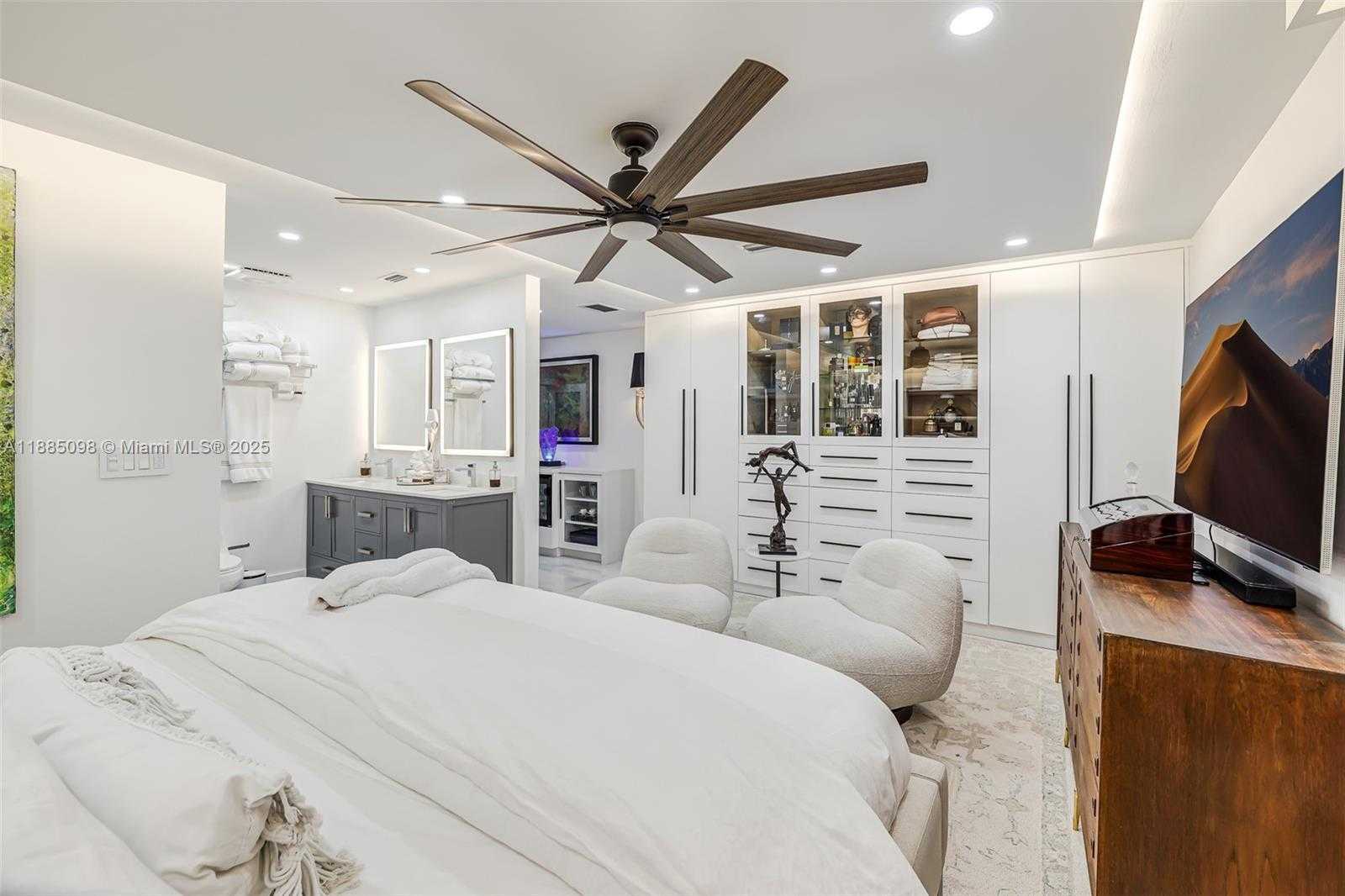 Small Image of 8761 SOUTH WEST 56TH ST, Miami Number 39