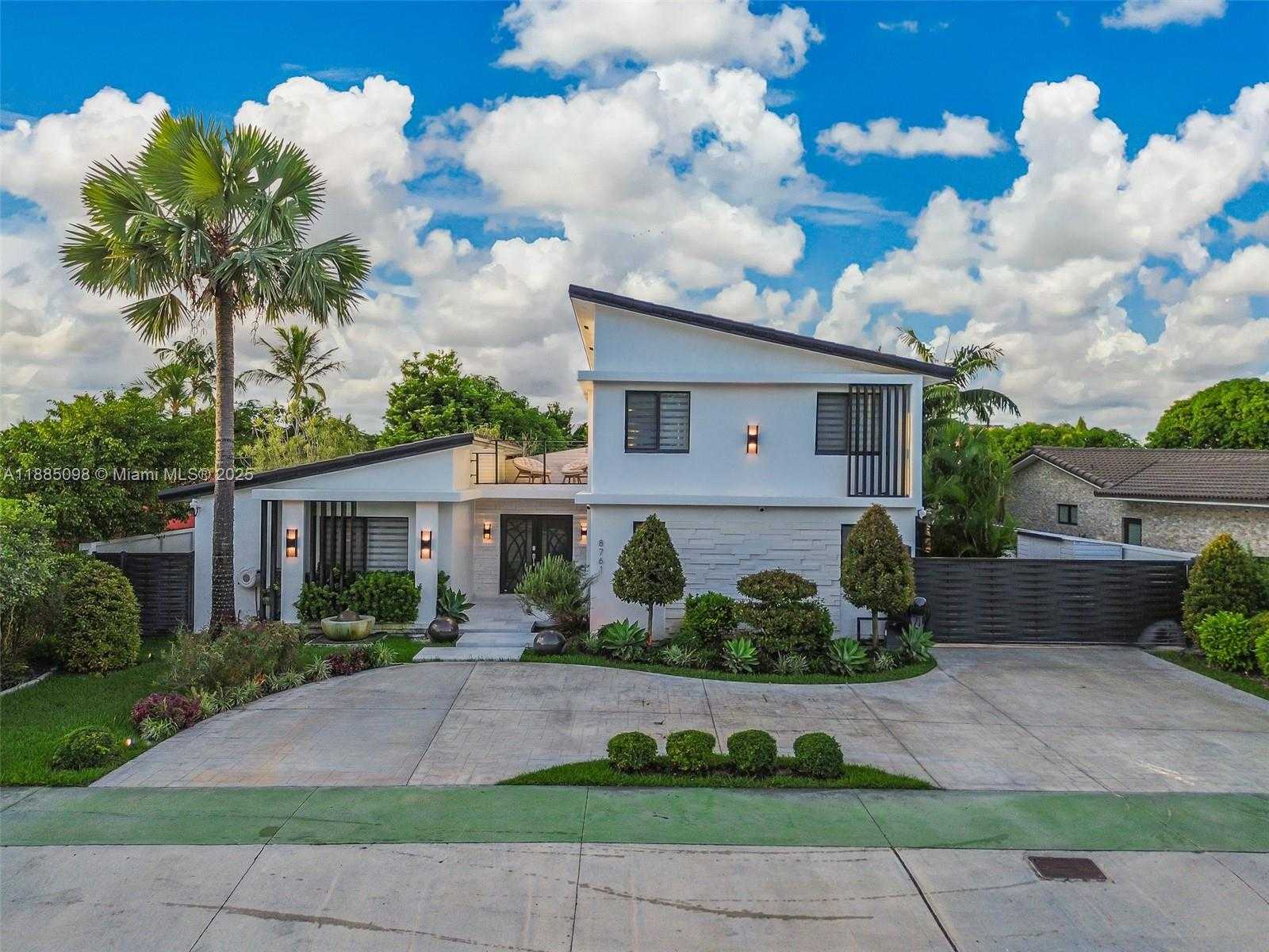 Small Image of 8761 SOUTH WEST 56TH ST, Miami Number 5