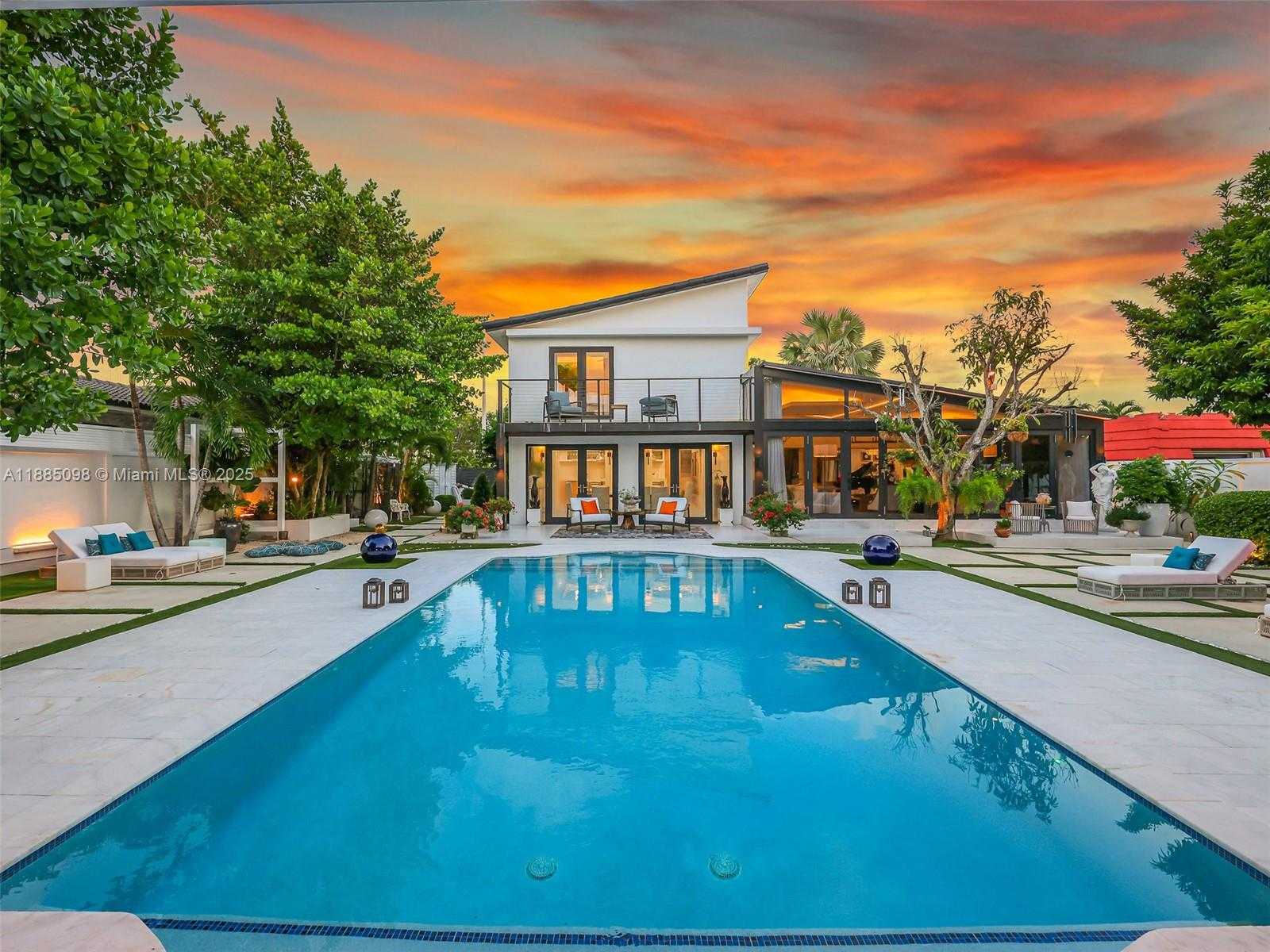 Small Image of 8761 SOUTH WEST 56TH ST, Miami Number 52